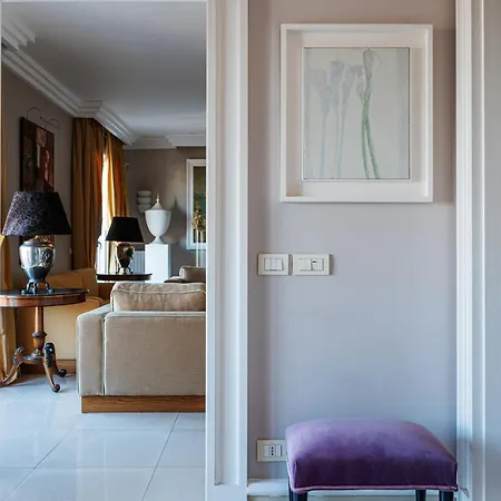 Tawn Luxury * Bari