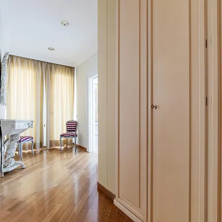 Tawn Luxury * Бари