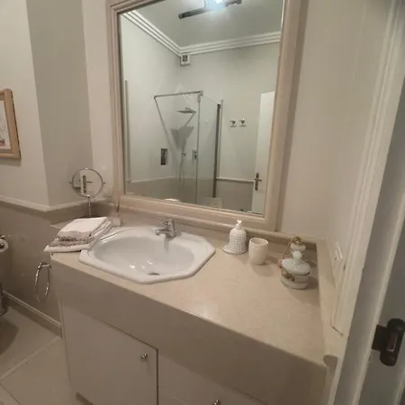 Tawn Luxury Бари