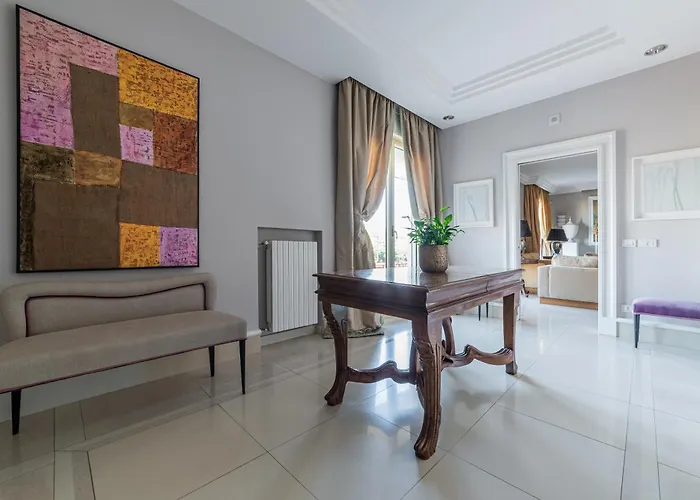 Tawn Luxury