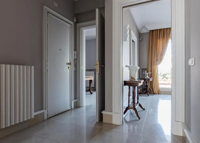 Tawn Luxury *